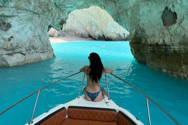Marathonisi - Keri Caves Private Cruise